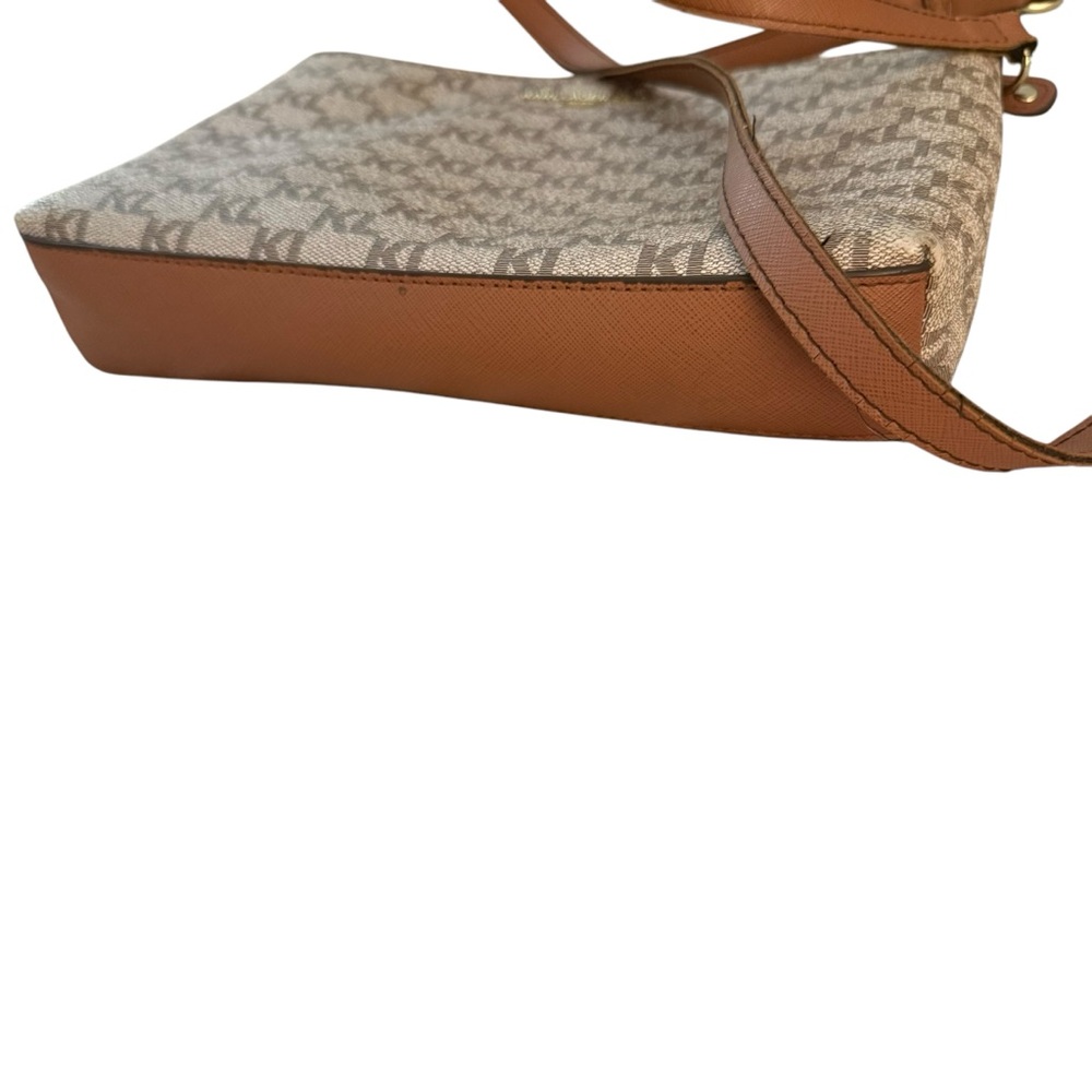 Karl Lagerfeld Paris Signature Crossbody - Picture 9 of 10